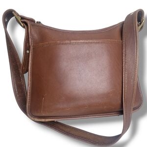 Vintage Coach Legacy 9966 Made in USA Brown Glove Tanned Leather Crossbody Bag